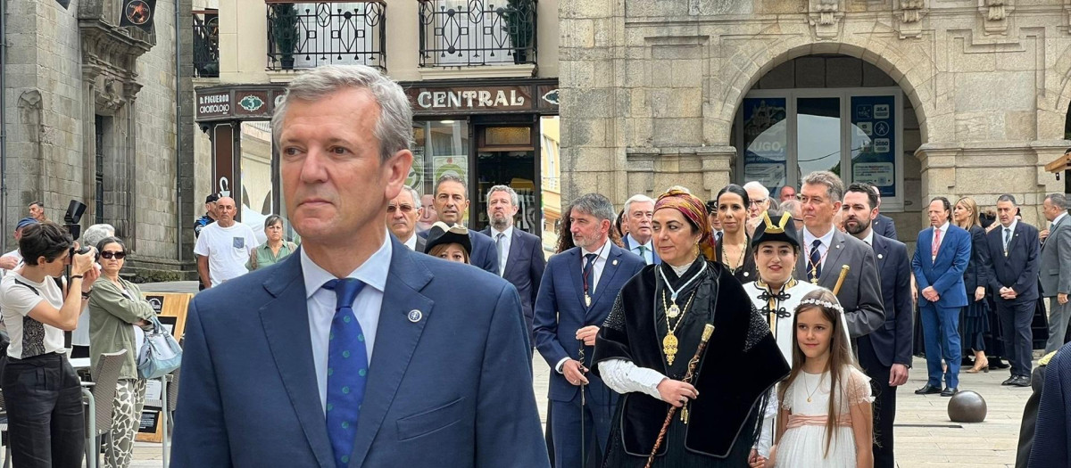 El presidente de la Xunta, Alfonso Rueda, en la Ofrenda del Antiguo Reino

REMITIDA / HANDOUT por GOBIERNO LOCAL DE LUGO
Fotografía remitida a medios de comunicación exclusivamente para ilustrar la noticia a la que hace referencia la imagen, y citando la procedencia de la imagen en la firma
14/6/2026