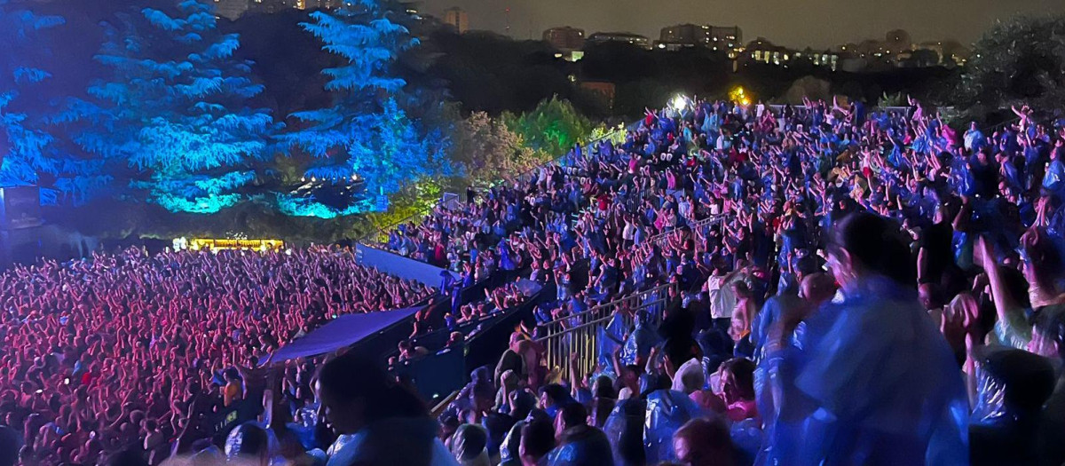 Espectadores en las Noches del Jardín Botánico