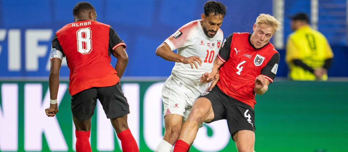 17 June 2026, US, Santa Clara: Austria's David Alaba, Jordan's Mousa Altamari and Austria's Xaver Schlager battle for the ball during the FIFA World Cup 2026 Group I soccer match between Iraq and Norway at Boston Stadium. Photo: Georg Hochmuth/APA/dpa

17/6/2026 ONLY FOR USE IN SPAIN