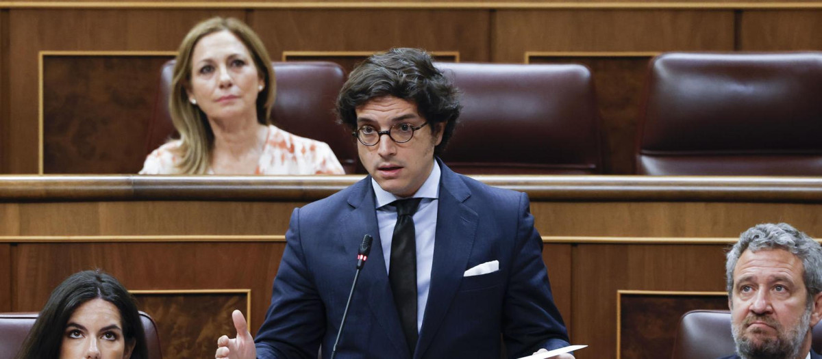 El diputado de Vox José María Figaredo, en una sesión de control