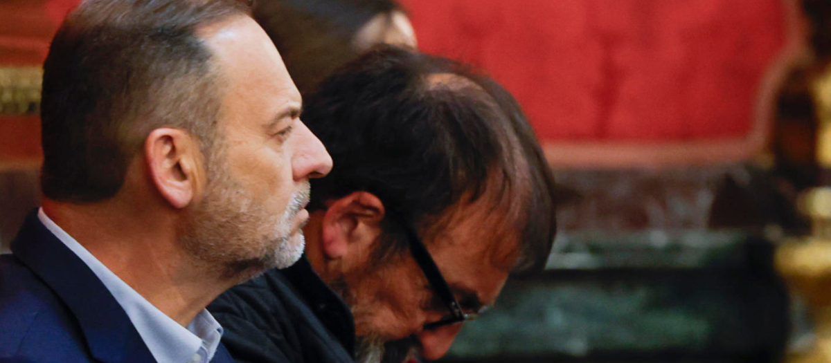 El exministro José Luis Ábalos y su exasesor Koldo García en el banquillo de los acusados del Tribunal Supremo