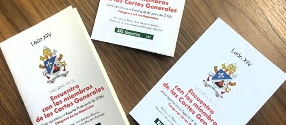 La copia del discurso del Papa que han recibido los miembros de las Cortes Generales