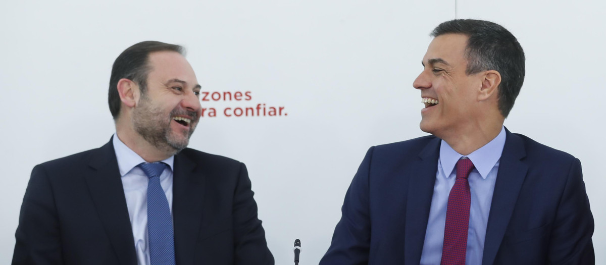 José Luis Ábalos y Pedro Sánchez