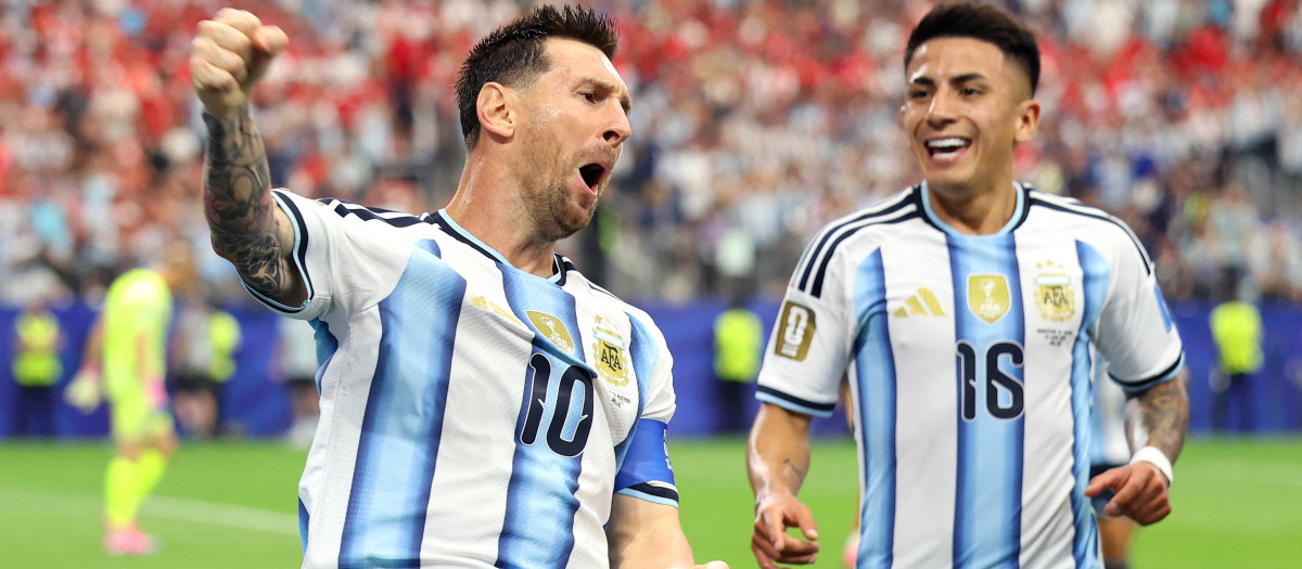Leo Messi celebra su gol histórico ante Austria