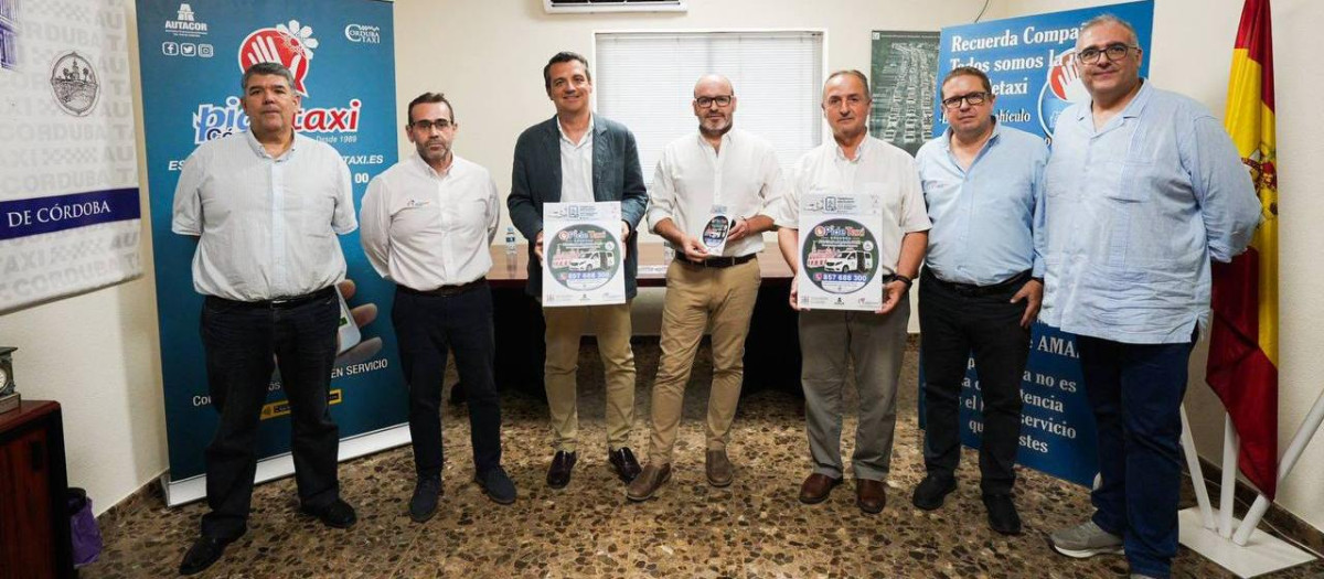 José María Bellido y Bernardo Jordano, con directivos de Autacor