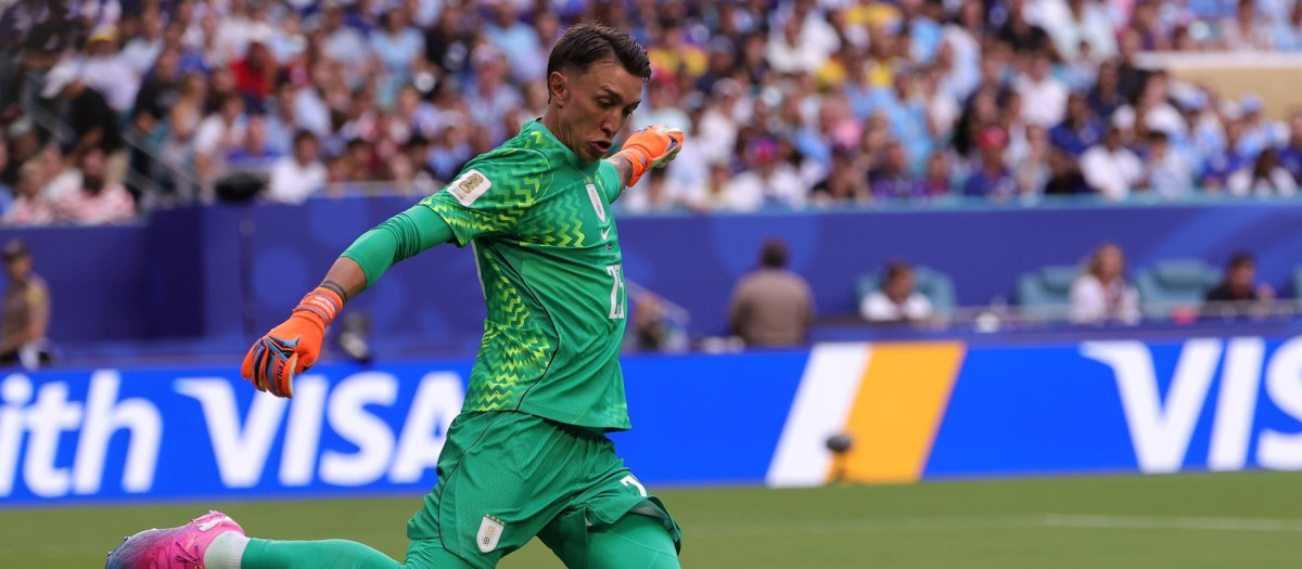 Fernando Muslera, en un partido del Mundial