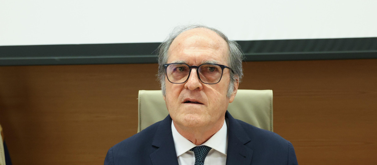 El Defensor del Pueblo, Ángel Gabilondo, este martes en el Congreso de los Diputados