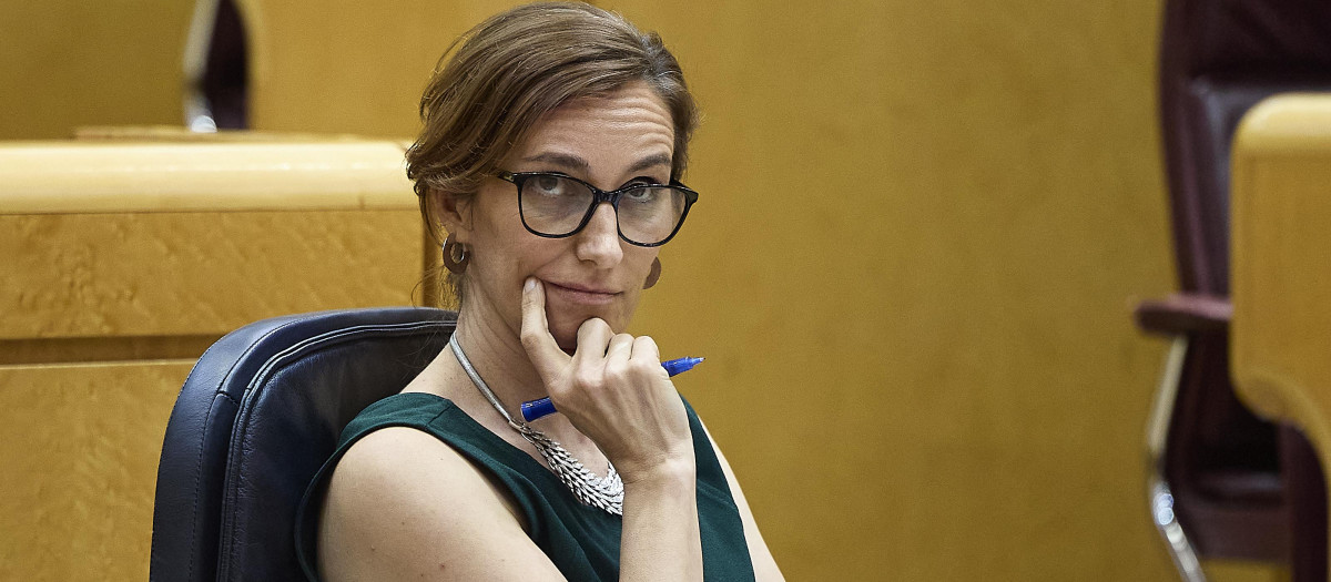 La ministra de Sanidad, Mónica García