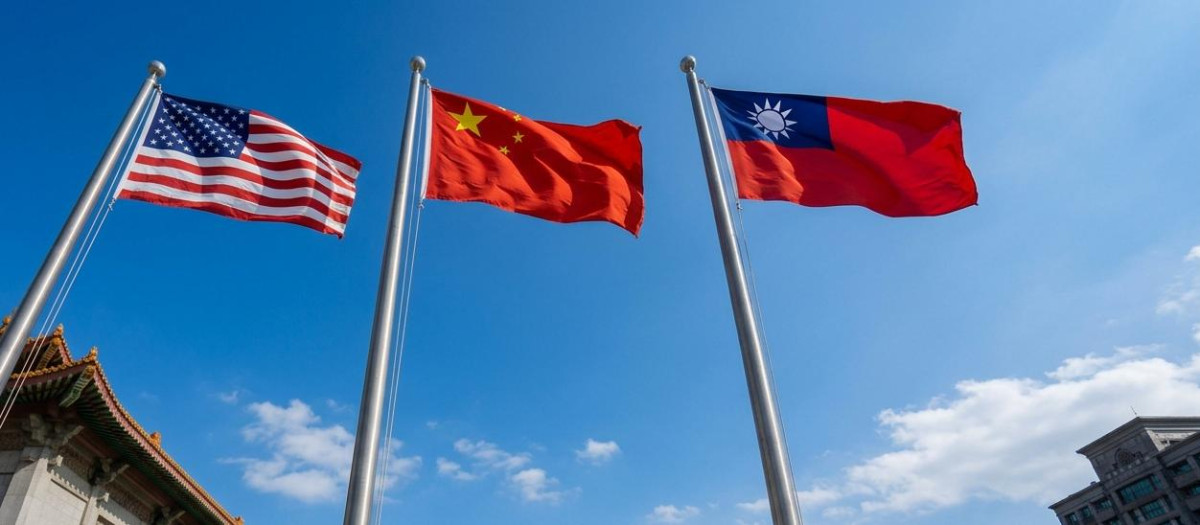 Banderas de los Estados Unidos, China y Taiwán