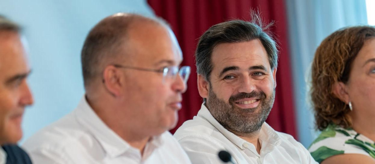 Encuentro comarcal del PP en Talavera con Paco Núñez junto a Miguel Tellado Núñez