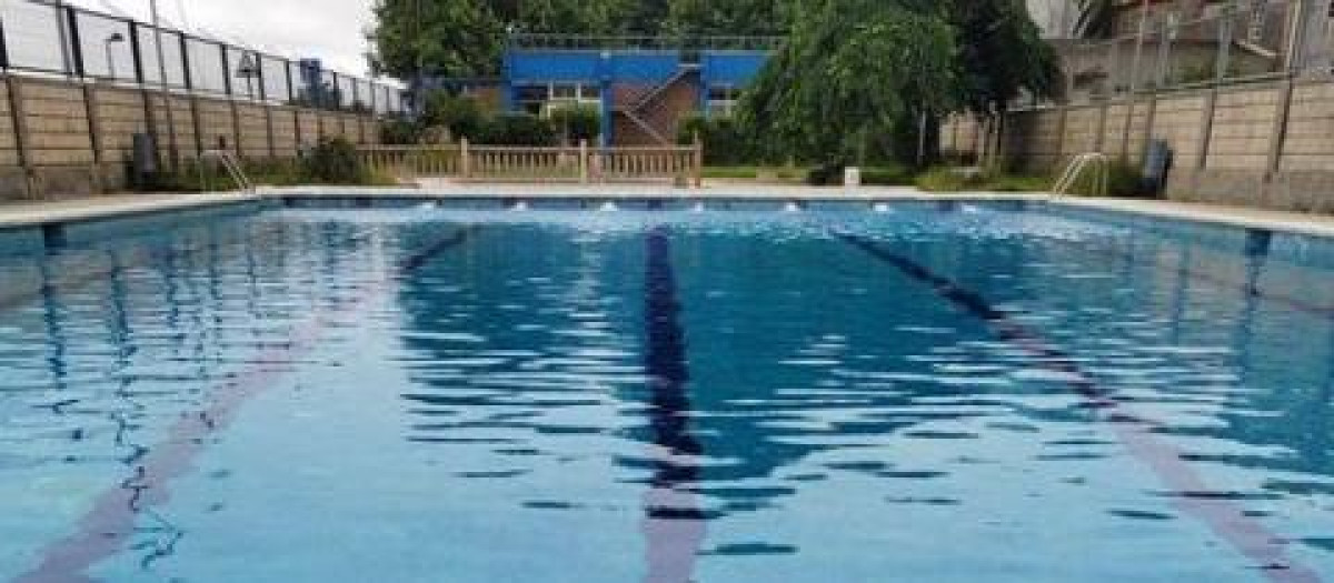 La piscina gratuita que esconde el Camino de Santiago y donde cualquiera puede darse un baño este verano