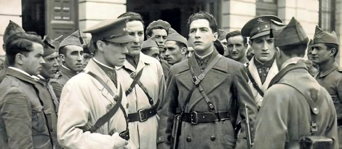 José Baviera caracterizado como Fermín Galán en una de las escenas de la película 'Fermín Galán: el héroe, el film'
