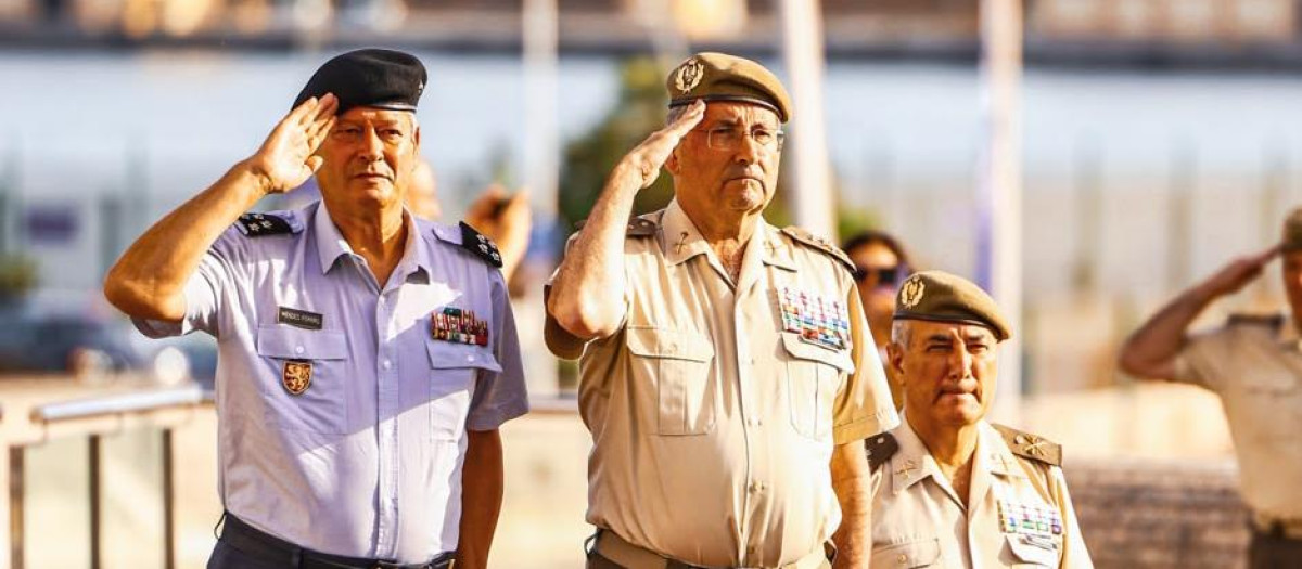 El jefe de Estado Mayor del Ejército de Tierra, general de ejército Amador Enseñat y Berea, ha recibido en España a su homólogo portugués, general de ejército (CEME) Eduardo Manuel Braga