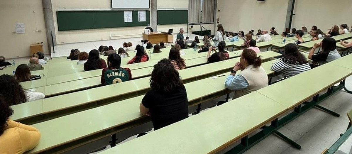 Examen de oposiciones en Asturias