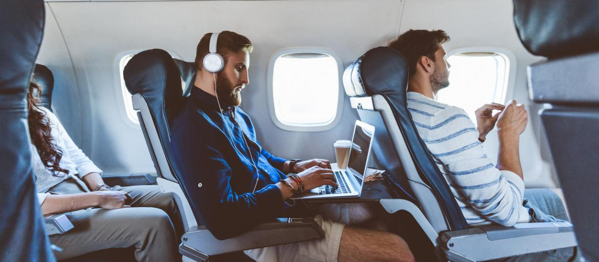 Viajar el avión tiene sus consecuencias en el organismo