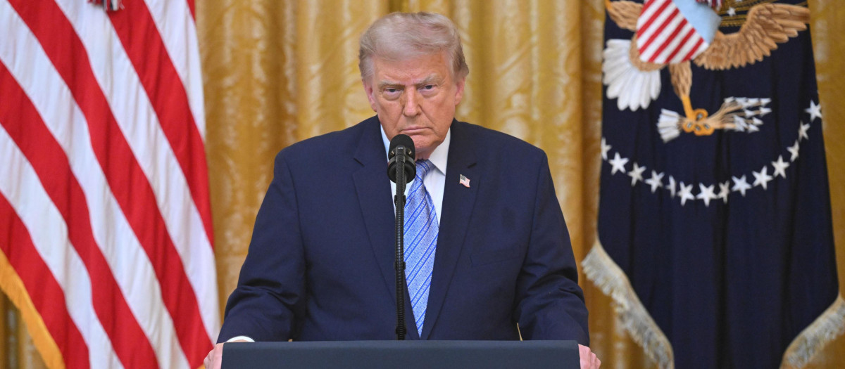 Donald Trump da un discurso en el Ala Este de la Casa Blanca