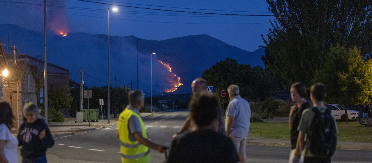 Incendio en Burgohondo desde Navalmoral