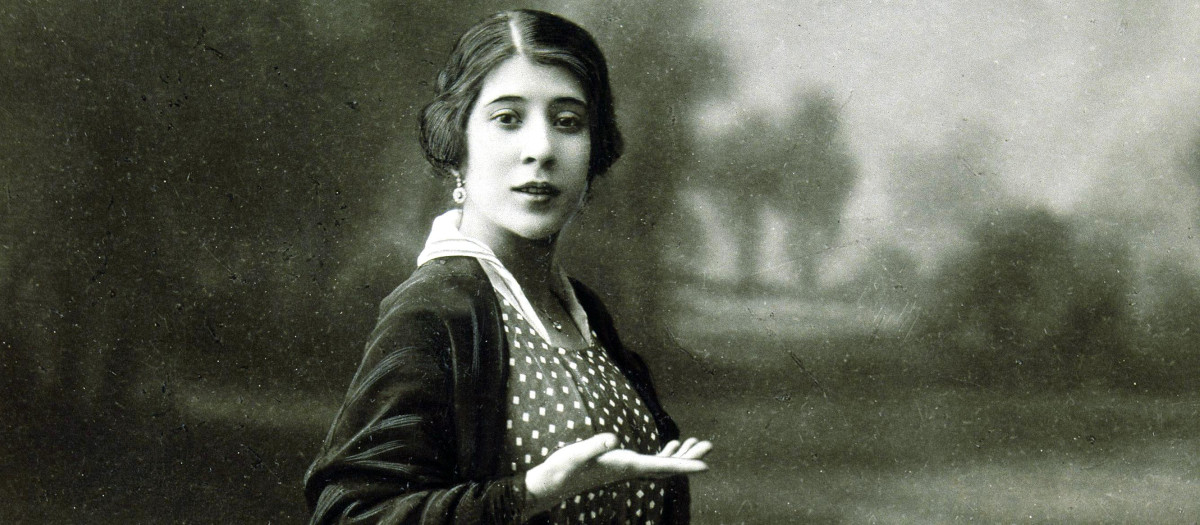 LA ARGENTINITA
ENCARNACION LOPEZ
BAILARINA ESPAÑOLA . BUENOS AIRES 1895 - 1945