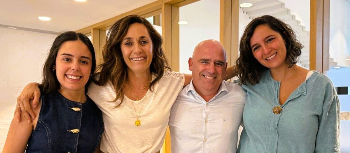 Yael Moreno, de 'Según tu Palabra'; Patricia Serrano, de RetiroStays; Edu Gómez, (Director del programa Eroi de UFV) y Carmen Ramírez de Hawa