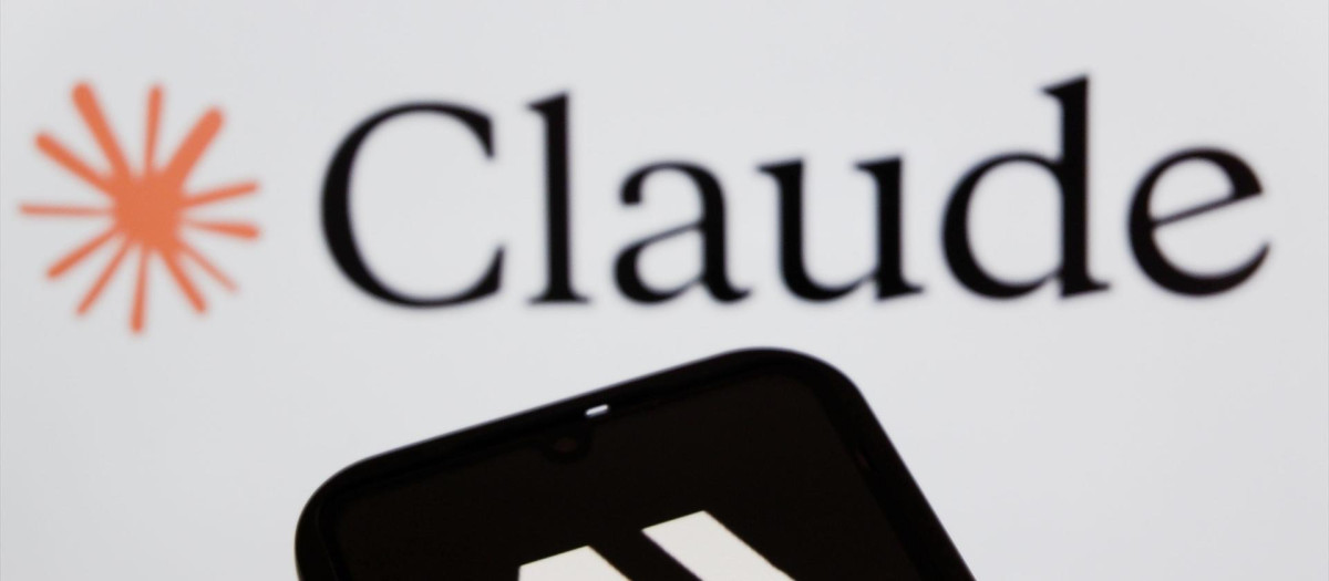 (Foto de ARCHIVO)
October 1, 2025, Bandung, West Java, Indonesia: In this photo illustration, The Anthropic logo is displayed on a smartphone with Claude AI logo in the background.

Europa Press/Contacto/Algi Febri Sugita
01/10/2025