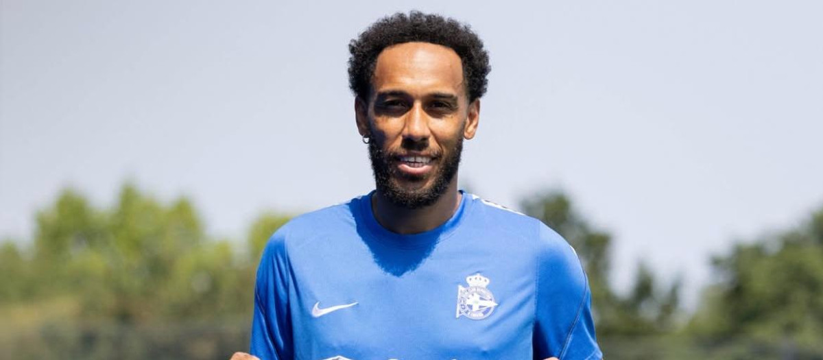 Aubameyang presentado como nuevo jugador del Deportivo de A Coruña