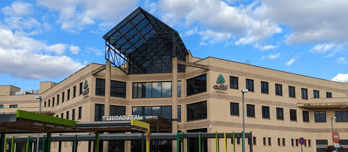 Estación de Ciudad Real.

REMITIDA / HANDOUT por AYUNTAMIENTO DE CIUDAD REAL
Fotografía remitida a medios de comunicación exclusivamente para ilustrar la noticia a la que hace referencia la imagen, y citando la procedencia de la imagen en la firma
30/7/2026