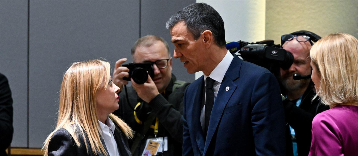 Imagen de archivo de Giorgia Meloni y Pedro Sánchez