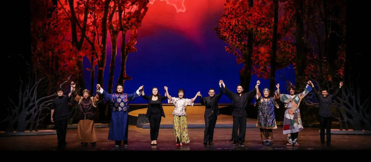 Elenco de la ópera 'Tierra salvaje'