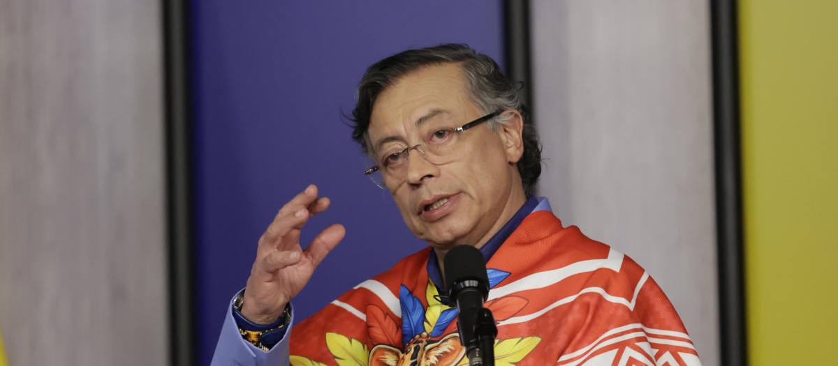 Gustavo Petro en una conferencia