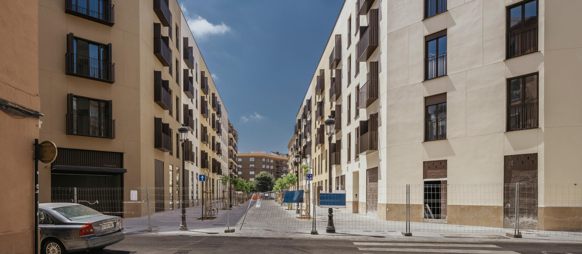 Imagen de la calle de la promoción Viria de NAC Arquitectos.