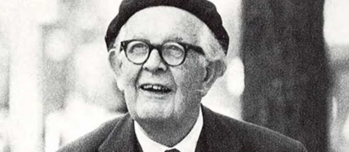 El biólogo y padre de la psicología evolutiva Jean Piaget