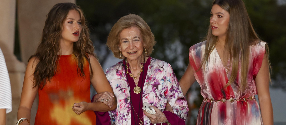 Spanish Princess Leonor de Borbon, Princess Sofia de Borbon with Emeritus Queen Sofia during a reception at the MariventPalace in Palma de Mallorca on Tuesday, 4 August 2026.