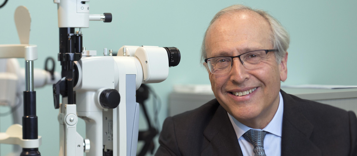Luis Fernández-Vega, catedrático de Oftalmología y director médico del Instituto Oftalmológico