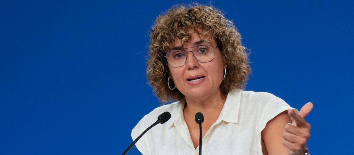 Dolors Montserrat, secretaria general del PP europeo, en una rueda de prensa en la sede de Génova