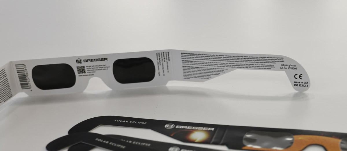 Gafas homologadas para ver el eclipse.