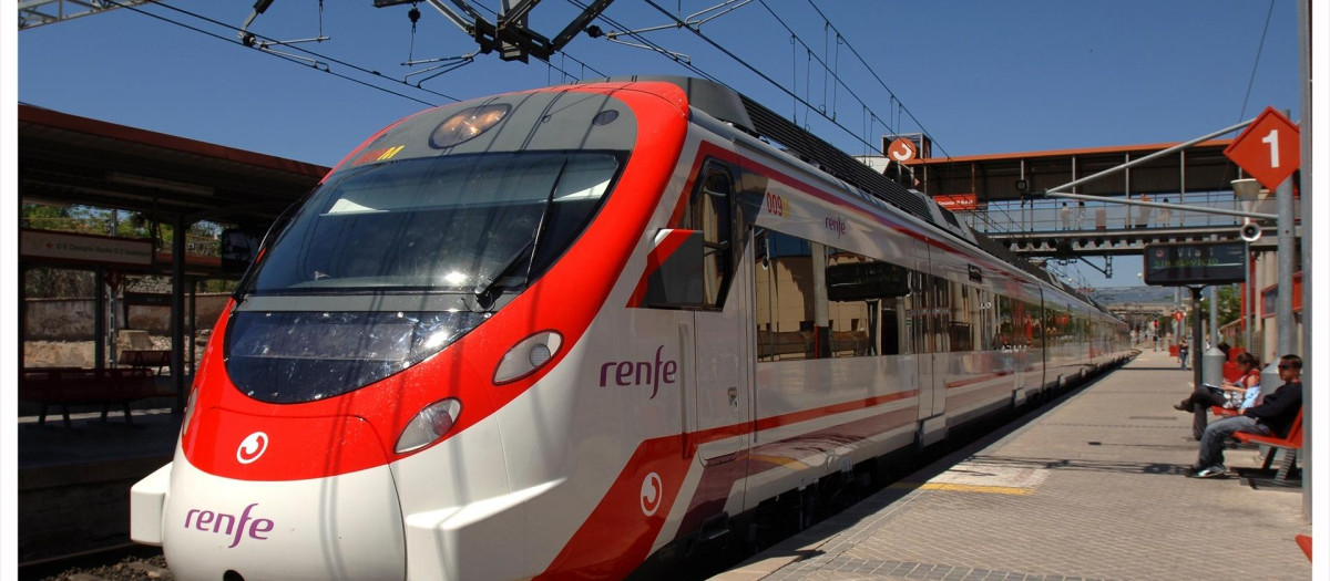 (Foto de ARCHIVO)
Tren de Cercanías de Madrid

REMITIDA / HANDOUT por RENFE
Fotografía remitida a medios de comunicación exclusivamente para ilustrar la noticia a la que hace referencia la imagen, y citando la procedencia de la imagen en la firma
22/6/2026