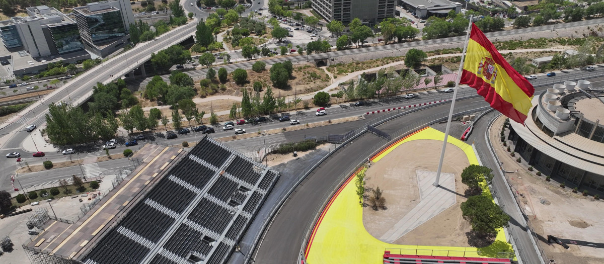 Vista aérea de la bandera de España en el Madring