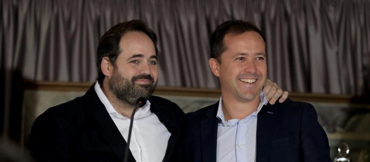(Foto de ARCHIVO)
El presidente del PP en Castilla-La Mancha, Paco Núñez, y el alcalde del PP en Toledo, Carlos Velázquez