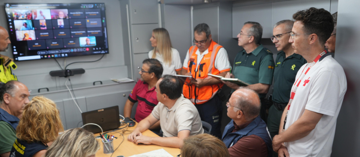 Imagen de la reunión del Cecopi por los incendios de Castellón