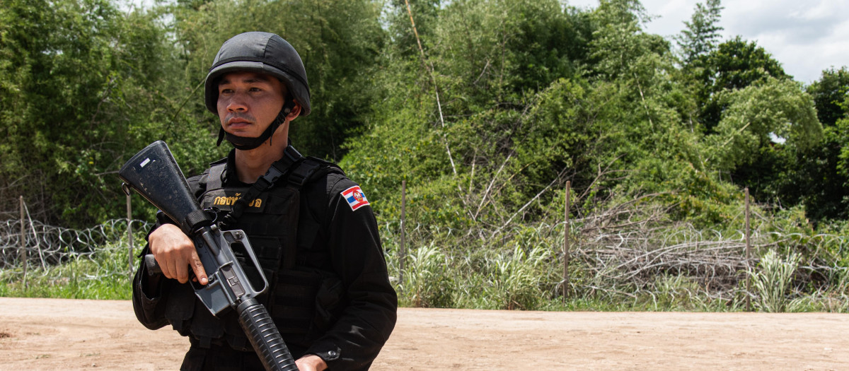 Militar tailandés en la frontera