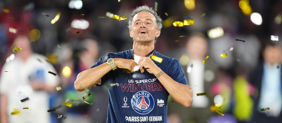 12 August 2026, Austria, Salzburg: Paris Saint-Germain manager Luis Enrique celebrates after the UEFA Super Cup final soccer match between Aston Villa and Paris Saint-Germain at Stadion Salzburg. Photo: Adam Davy/PA Wire/dpa

12/8/2026 ONLY FOR USE IN SPAIN