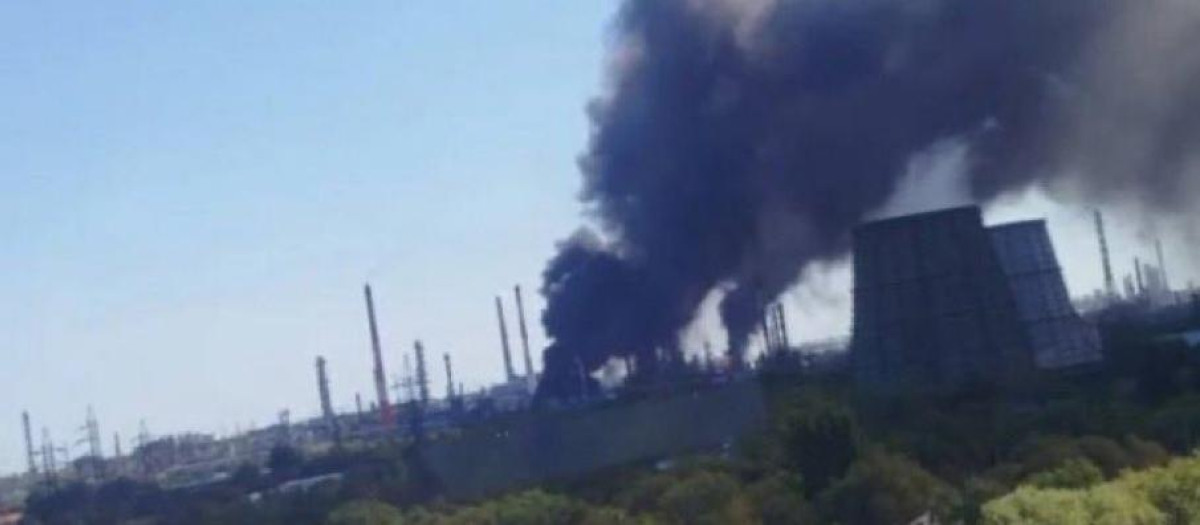 Ataque a la refinería de Orsk en Rusia