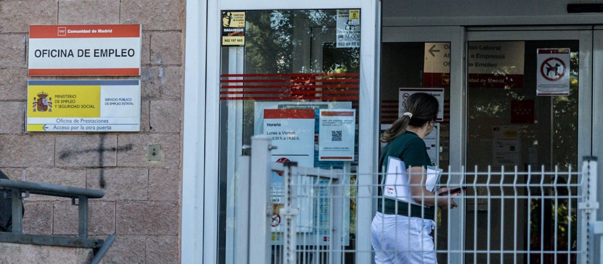 Oficina de empleo en Madrid.
