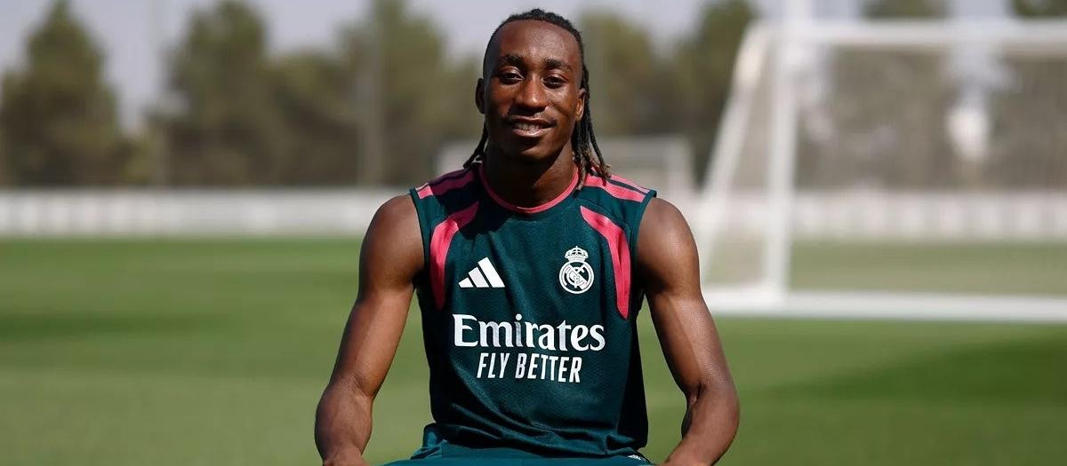 Yan Diomande, en su primera entrevista como jugador del Real Madrid