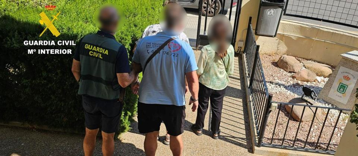 Momento de la detención de los miembros de la orgaización criminal de Calpe por la Guardia Civil