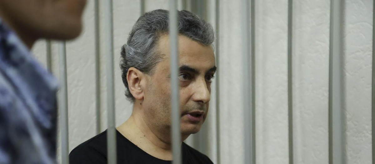 El opositor ruso Lev Shlosberg este lunes. La Justicia rusa condenó a 11 años y un mes de cárcel a uno de los dirigentes del partido opositor Yábloko, Lev Shlosberg, por criticar la campaña militar rusa en Ucrania. Shlosberg, que se encontraba en arresto domiciliario desde junio de 2025, fue condenado por un tribunal de la región noroccidental de Pskov por desacreditar y difundir información falsa sobre las Fuerzas Armadas rusas, informó el partido en canal de Telegram.EFE/ Yábloko/SÓLO USO EDITORIAL/SÓLO DISPONIBLE PARA ILUSTRAR LA NOTICIA QUE ACOMPAÑA (CRÉDITO OBLIGATORIO)