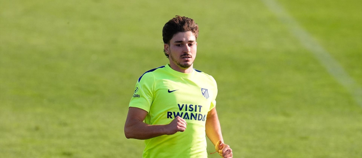 Julián Álvarez, en un entrenamiento con el Atlético de Madrid esta pretemporada