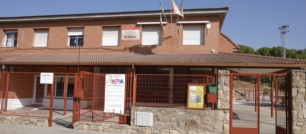 Madrid garantiza que los colegios afectados de la Sierra Oeste comenzarán el curso con normalidad