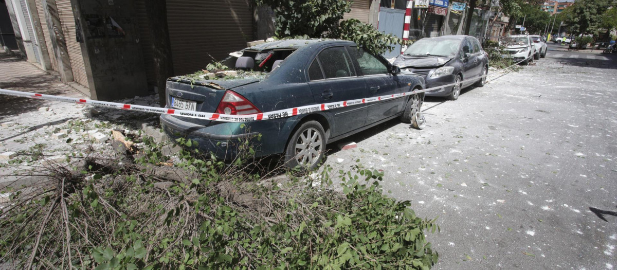 Daños tras la serie de terremotos este martes en Granada que han dejado tres heridos leves