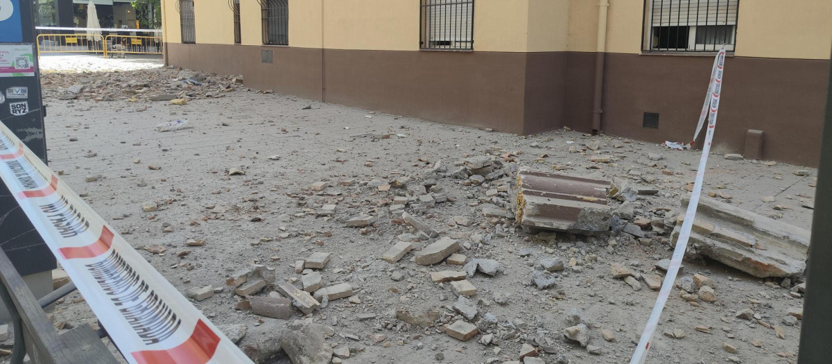 Imagen de los daños causados del terremoto en Granada ciudad registrado este martes